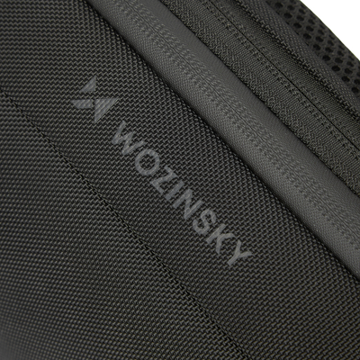 Plecak miejski Wozinsky Premium na jedno ramię, antykradzieżowy z organizerem i USB - czarny