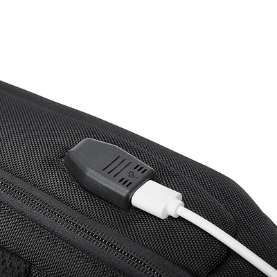 Plecak miejski Wozinsky Premium na jedno ramię, antykradzieżowy z organizerem i USB - czarny