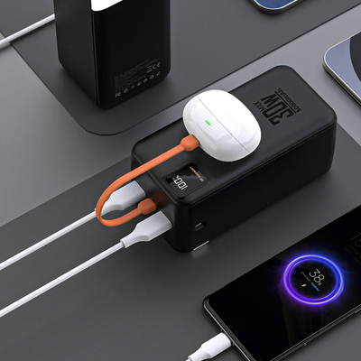 Powerbank Wozinsky W8-B 50000mAh 30W 2xUSB-A i 2xUSB-C i USB micro z latarką - czarny