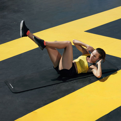 Mata do ćwiczeń Wozinsky NBR 0,9 cm 181x63 cm fitness joga niebieska (WNSP-PINK)