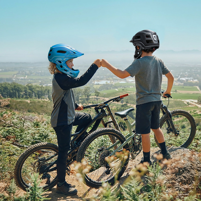 Kask rowerowy fullface dziecięcy Wozinsky z tylną lampką USB S - niebieski